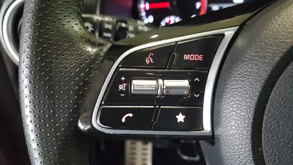 Used 2023 Kia Forte GT-Line w/ GT-Line Premium Package image 29