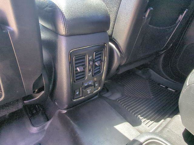 Certified 2020 Dodge Durango R/T w/ Blacktop Package AWD/4WD image 27