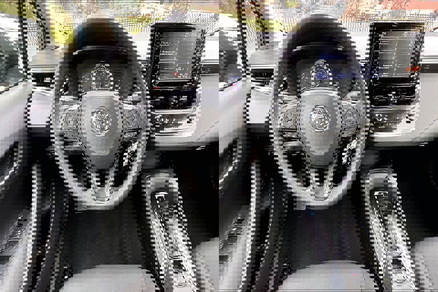 Used 2022 Toyota Corolla LE w/ Body Protection Package (TMS) image 6