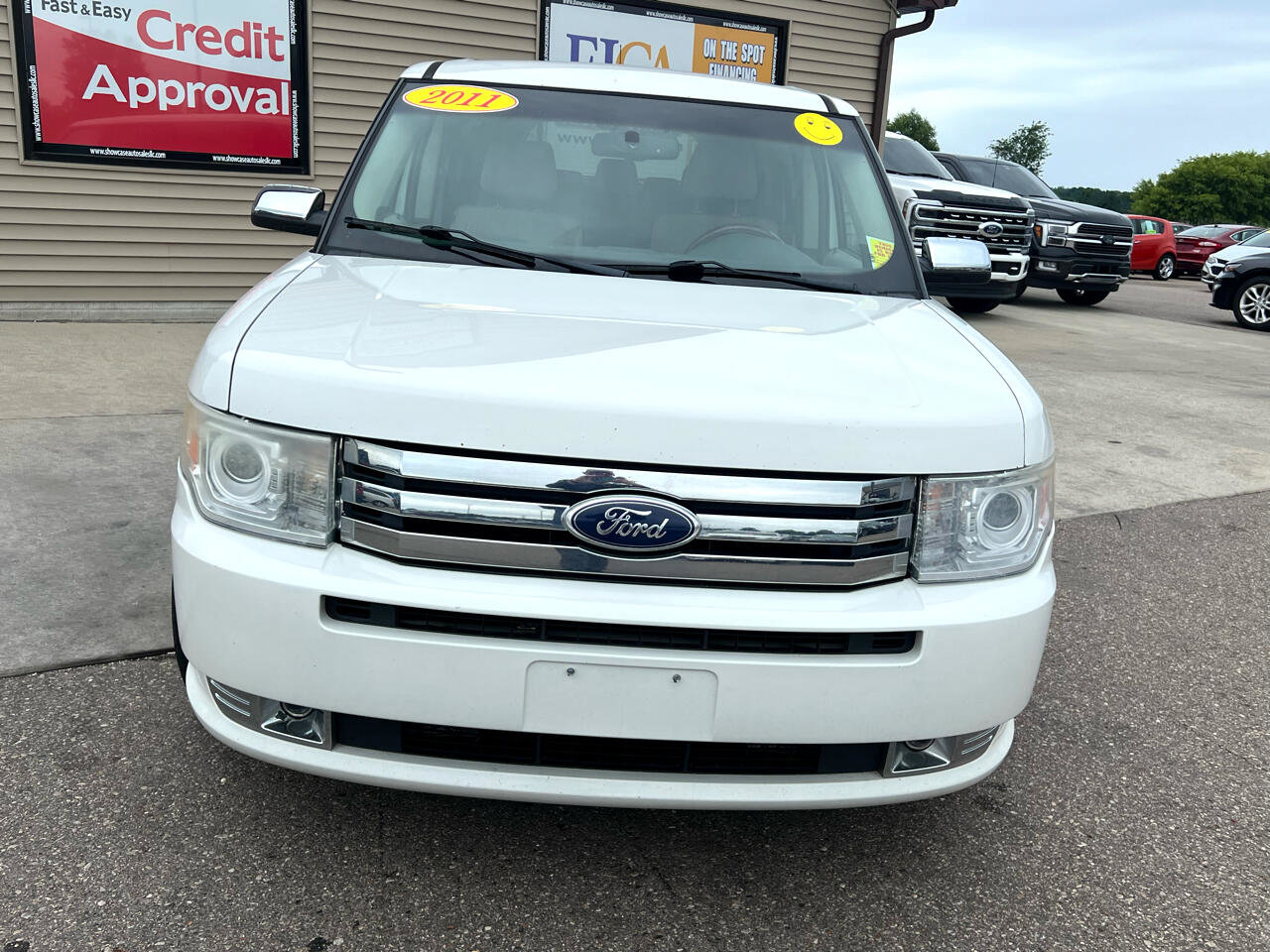 Used 2011 Ford Flex Limited image 2