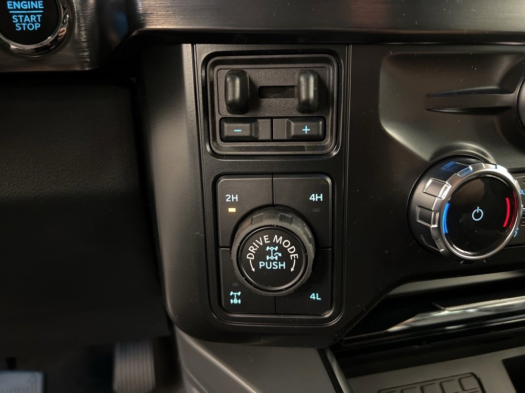 New 2026 Ford F250 Lariat image 17