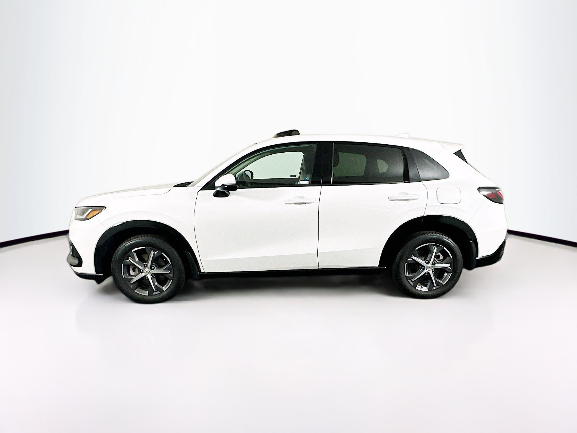 Used 2024 Honda HR-V EX-L image 4