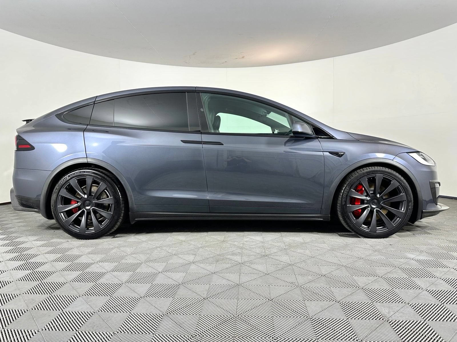 Used 2023 Tesla Model X AWD/4WD image 34