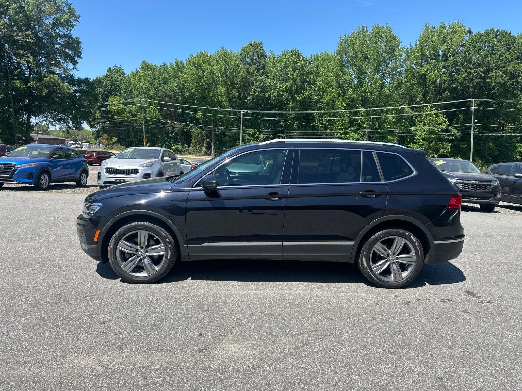 Used 2018 Volkswagen Tiguan SEL Premium AWD/4WD image 4