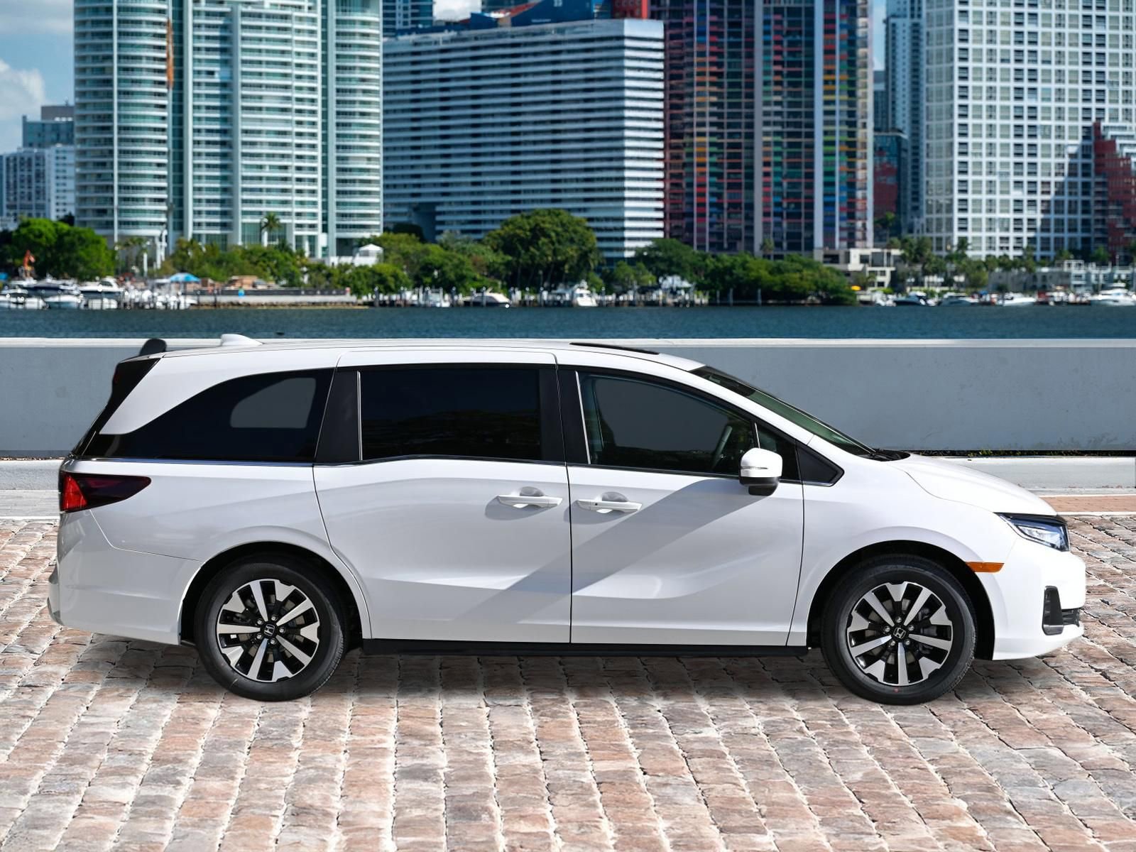 New 2026 Honda Odyssey EX-L image 4