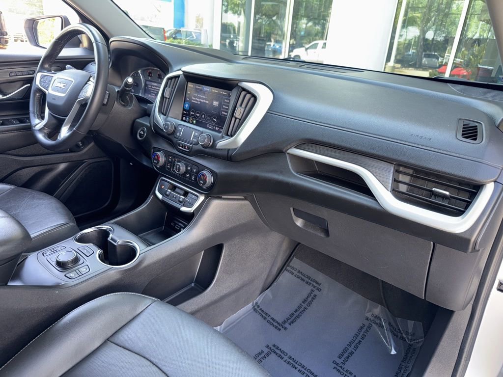 Used 2022 GMC Terrain SLT w/ Tech Package image 18