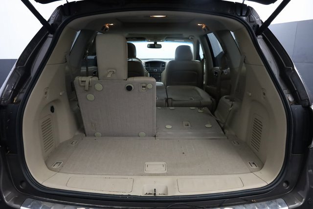 Used 2015 Nissan Pathfinder Platinum w/ Cargo Package image 29