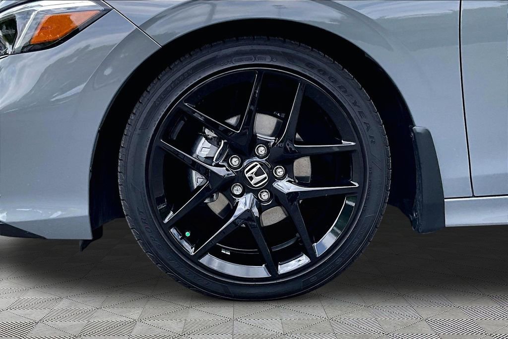 Used 2025 Honda Civic Sport image 23