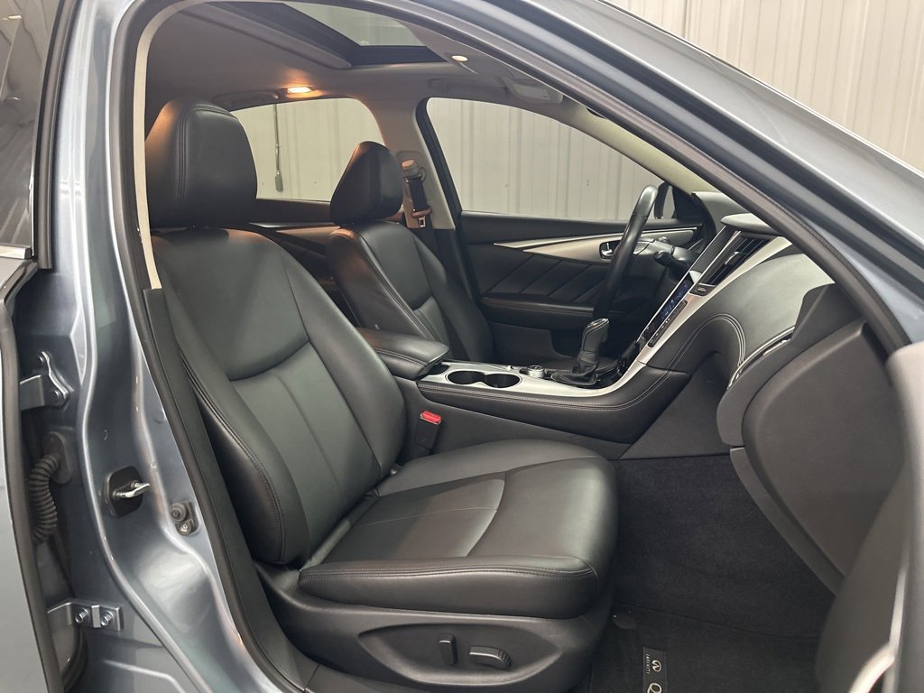 Used 2019 INFINITI Q50 Luxe image 38