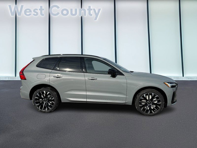 New 2026 Volvo XC60 T8 Ultra w/ Protection Package Premier image 2