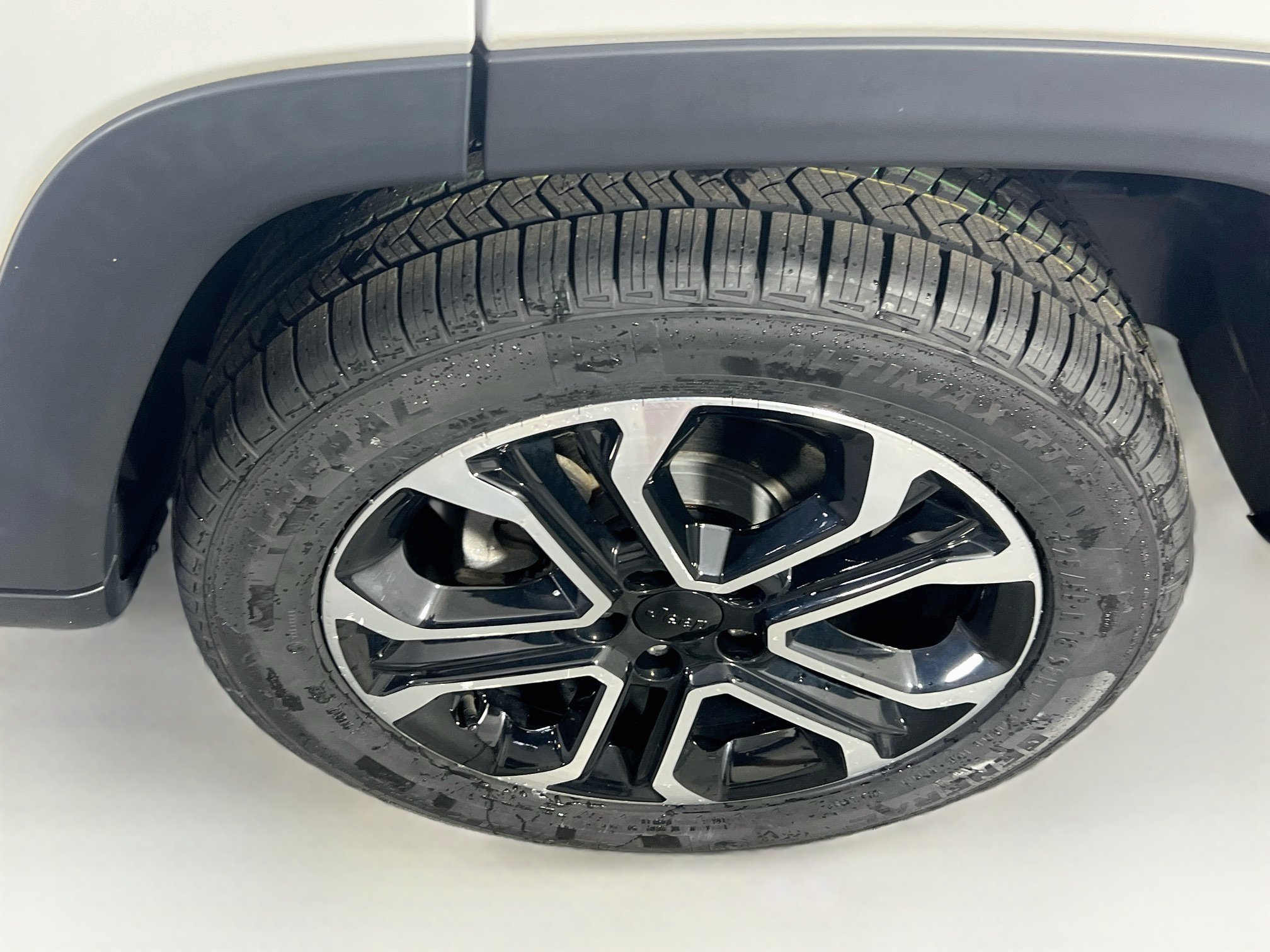 Used 2023 Jeep Compass Limited AWD/4WD image 29