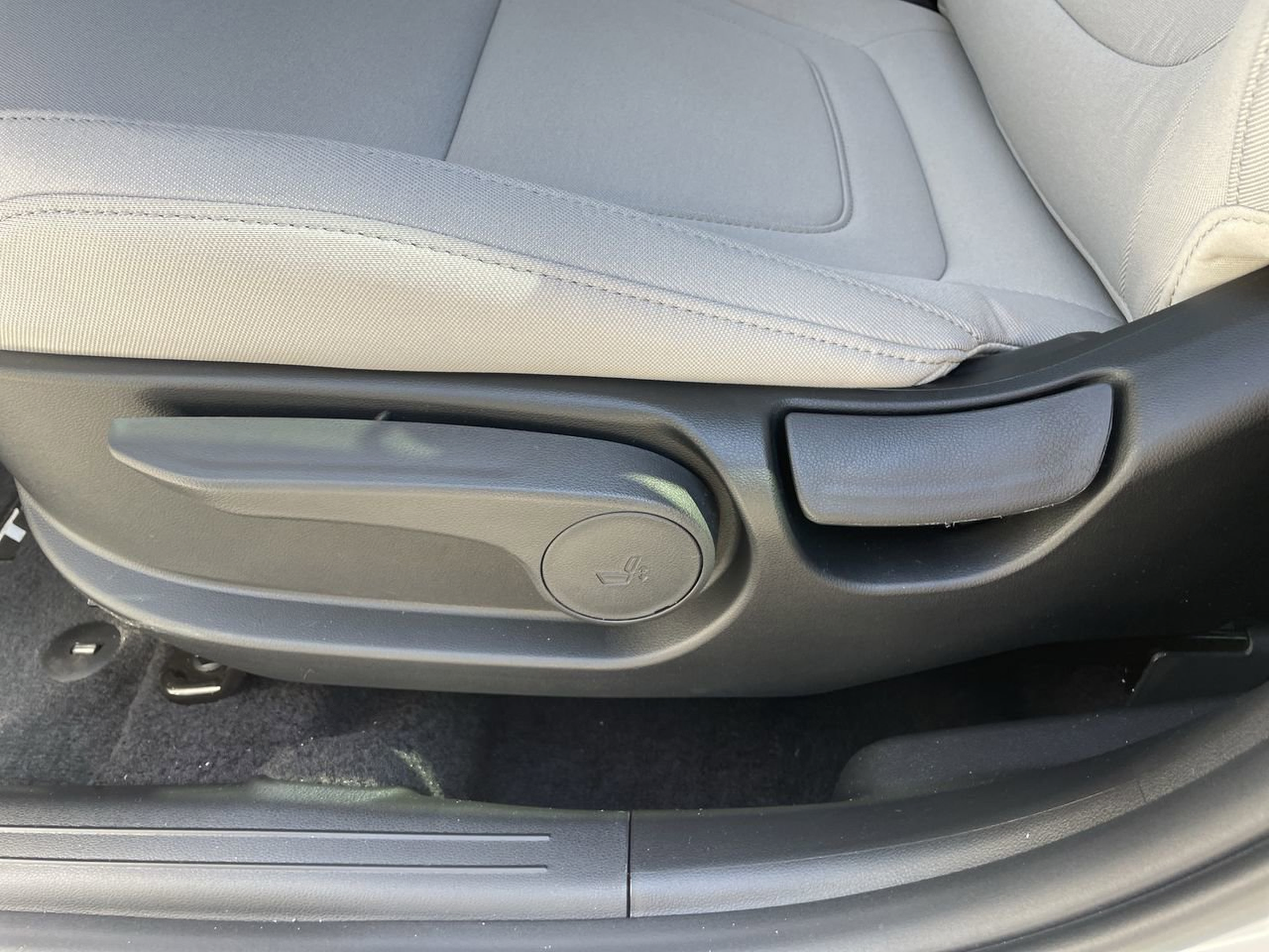 Certified 2026 Hyundai Tucson SE FWD image 12