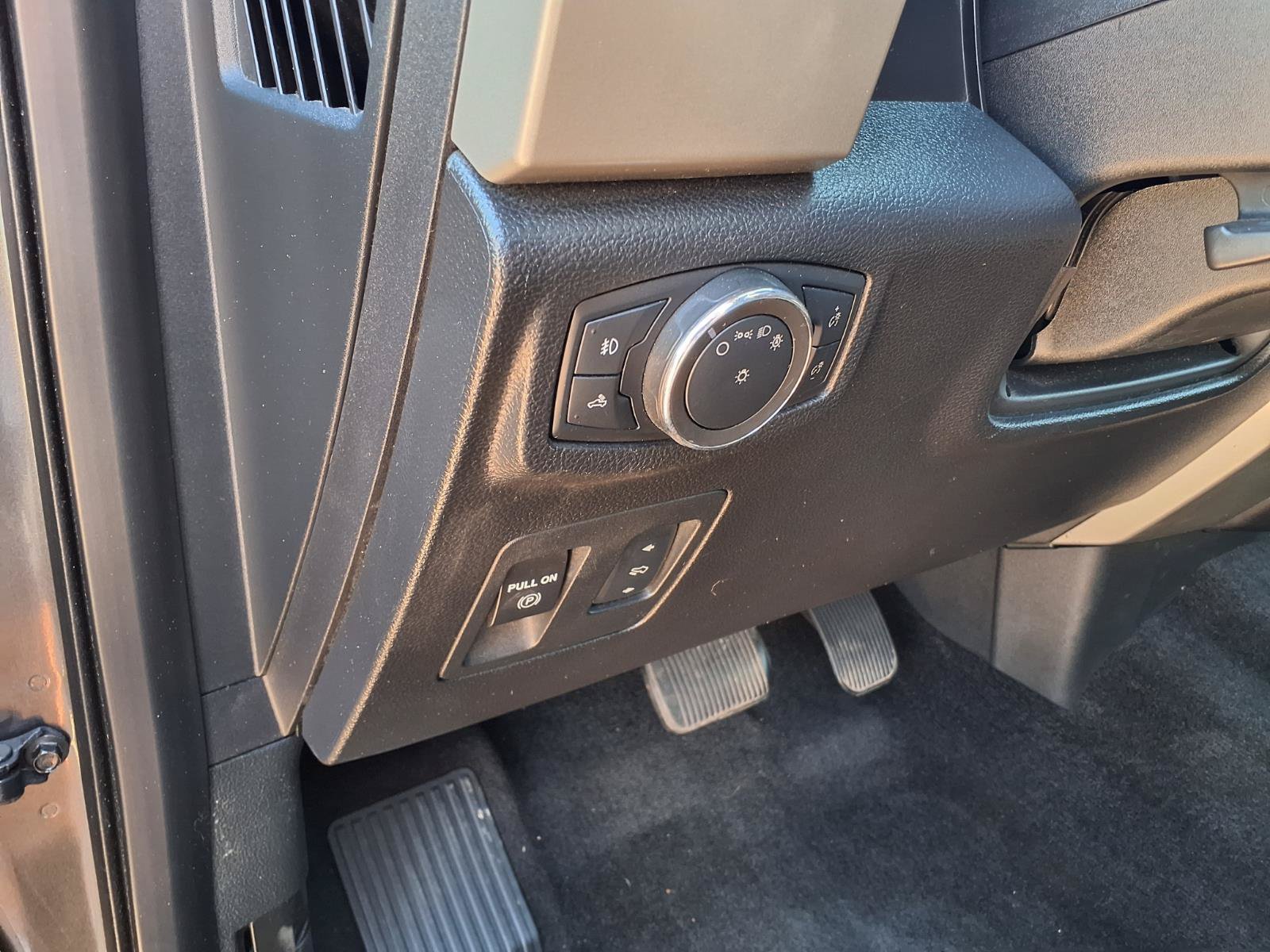 Used 2018 Ford F150 Lariat AWD/4WD image 21