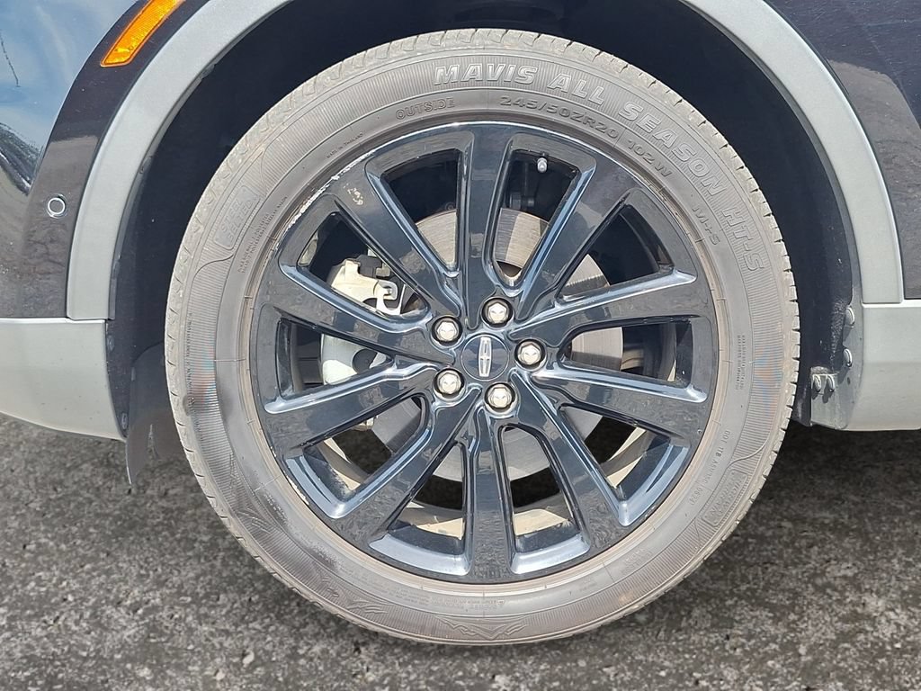 Used 2020 Lincoln Nautilus Reserve w/ Equipment Group 201A FWD image 10