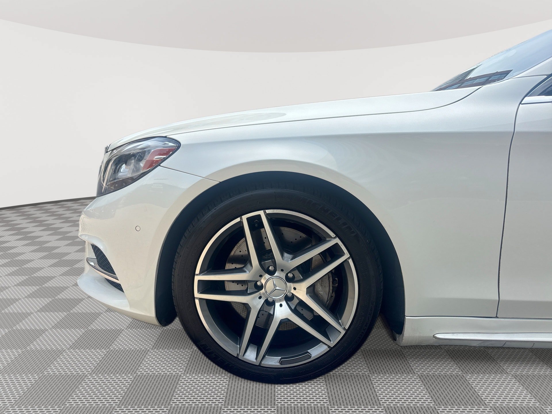 Used 2016 Mercedes-Benz S 550 4MATIC Sedan image 19