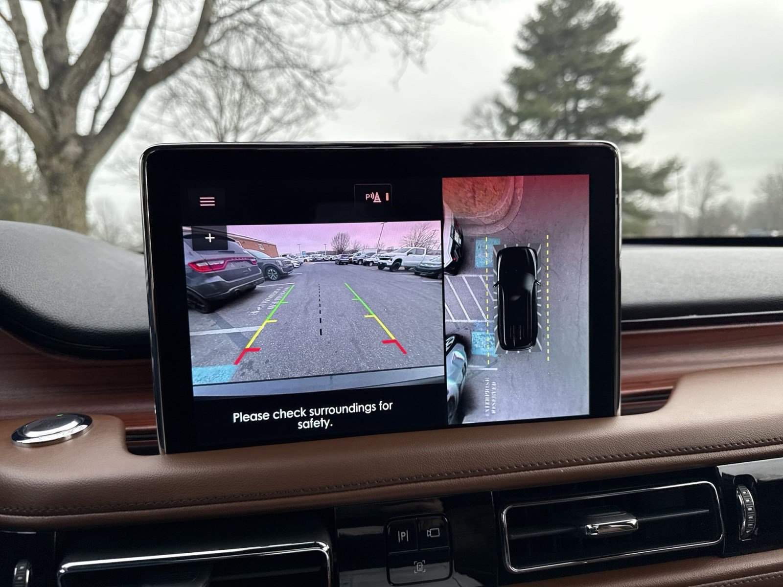 Used 2024 Lincoln Aviator Reserve w/ Equipment Group 201A image 16