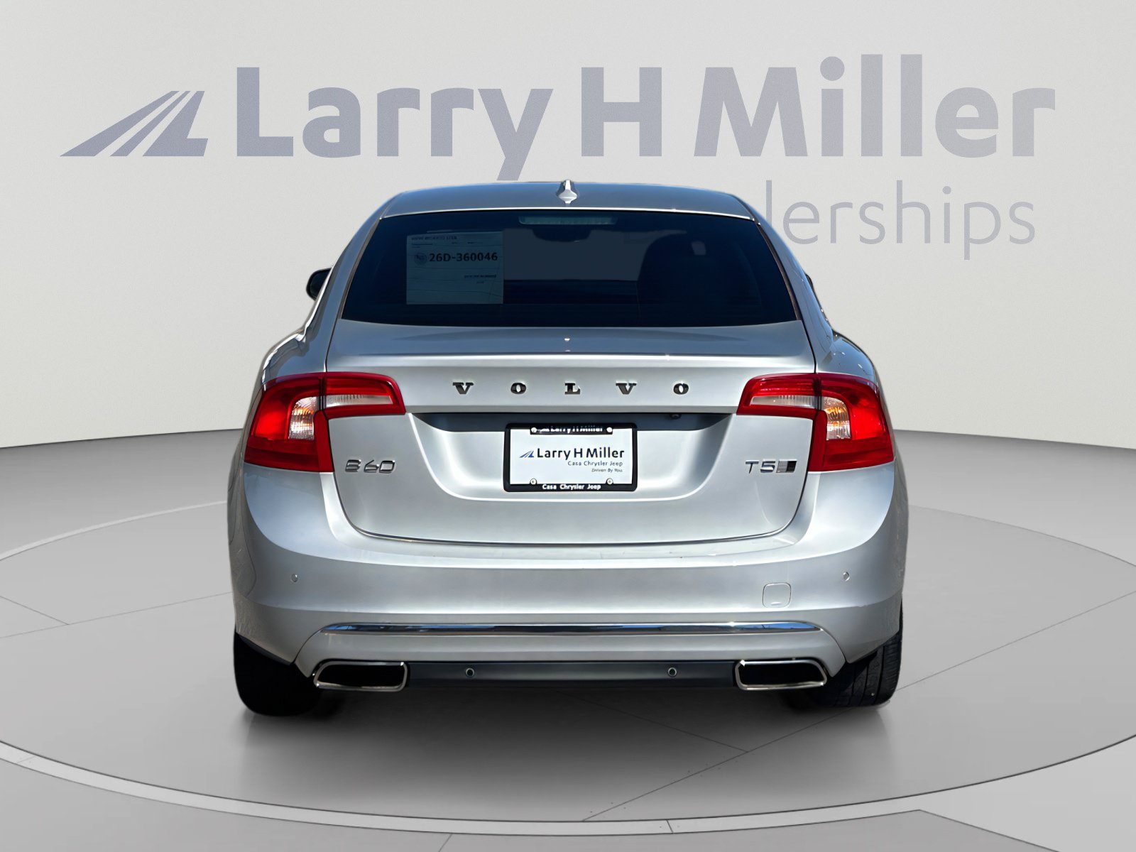 Used 2017 Volvo S60 T5 Inscription Platinum AWD/4WD image 4
