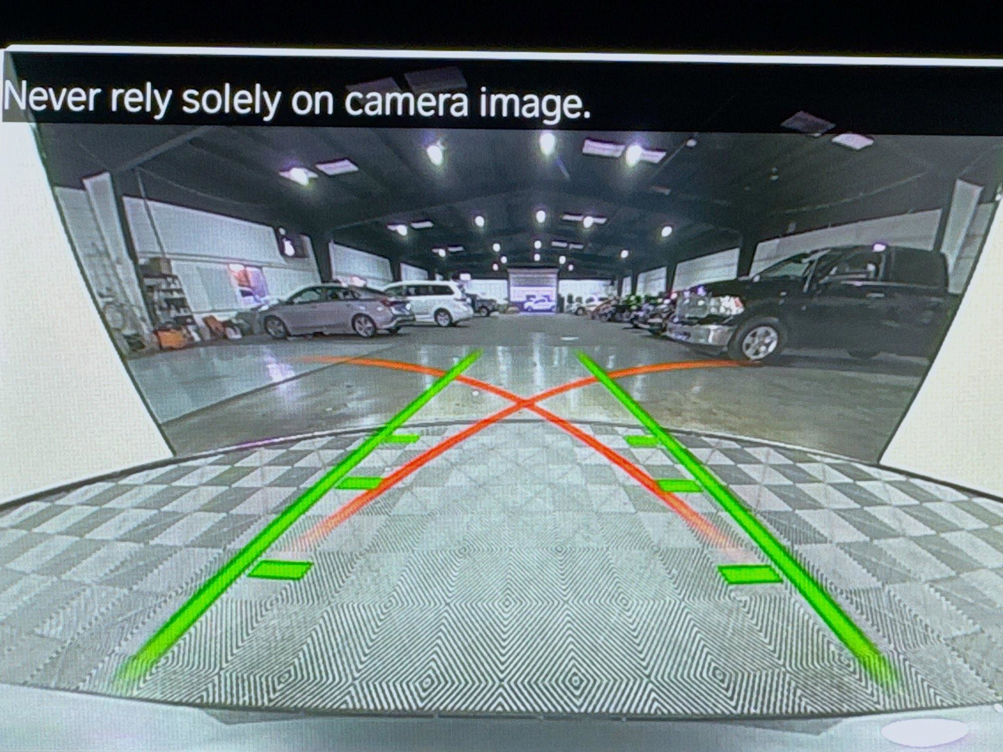 Used 2023 BMW 530e 530e w/ Premium Package image 18