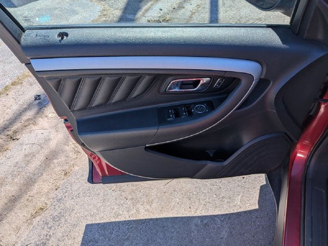 Used 2015 Ford Taurus SEL w/ Equipment Group 201A FWD image 6