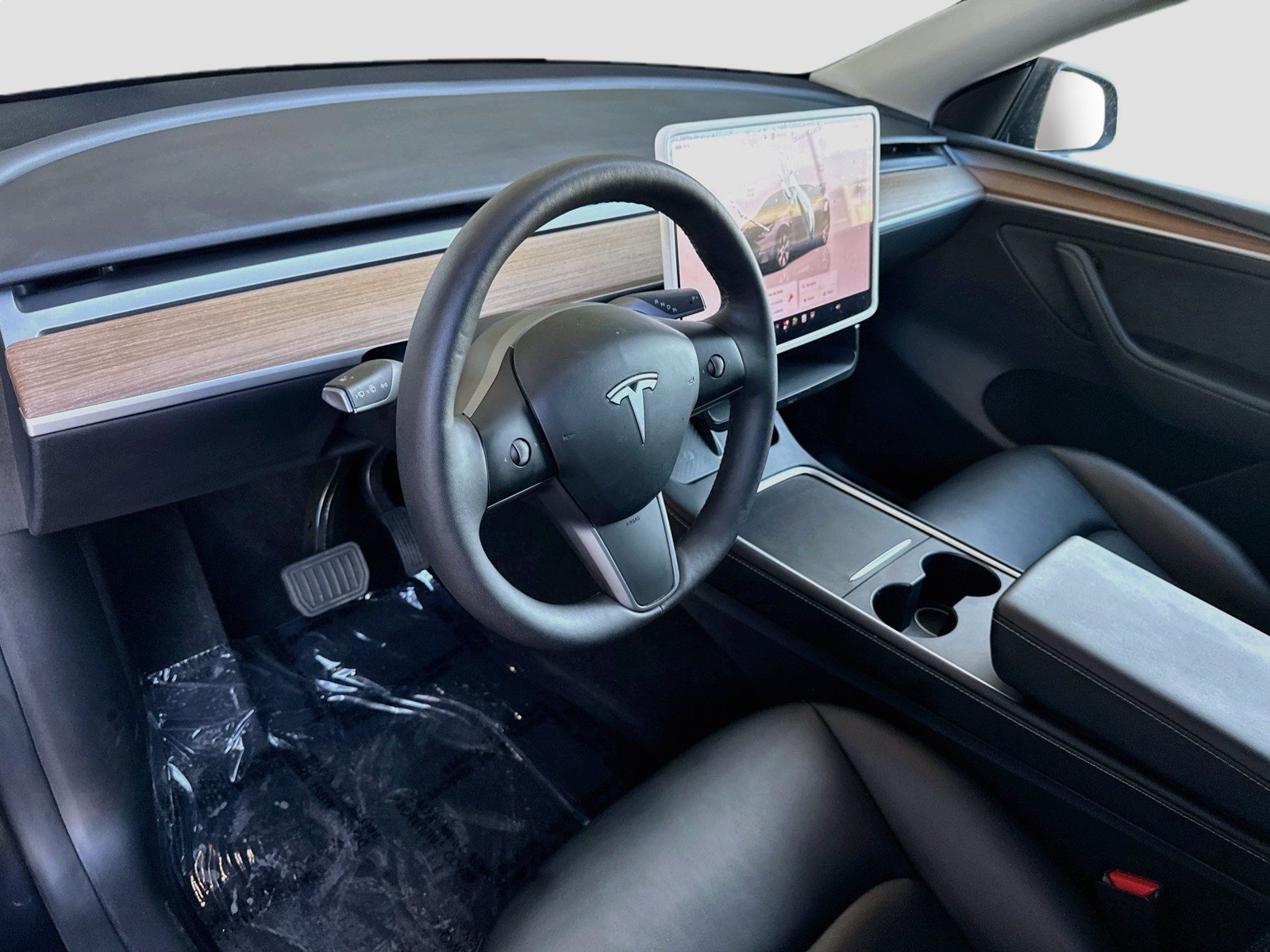 Used 2024 Tesla Model Y Long Range AWD/4WD image 7