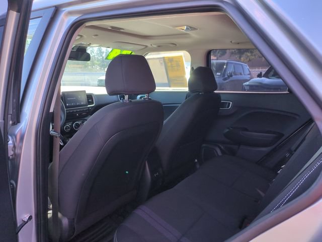 Used 2024 Hyundai Venue SEL FWD image 26