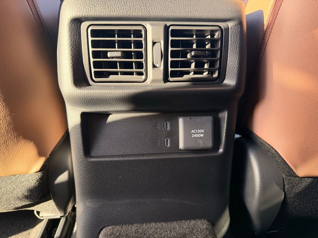 Used 2025 Toyota 4Runner Limited image 21