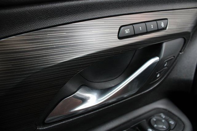 Used 2019 GMC Terrain SLT w/ Preferred Package image 7