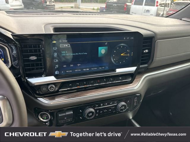 Used 2024 Chevrolet Silverado 1500 RST image 10