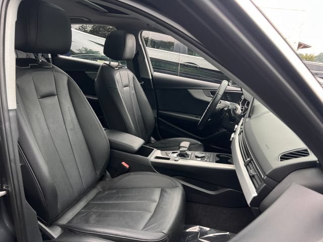Used 2018 Audi A4 2.0T Ultra Premium Plus w/ Premium Plus Package FWD image 34