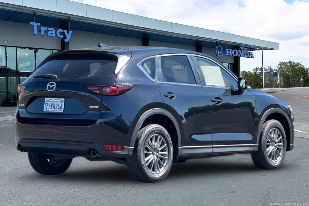 Used 2017 MAZDA CX-5 Touring FWD image 6