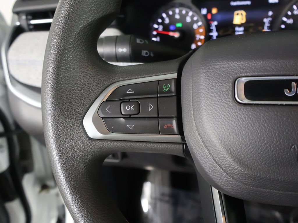 Used 2025 Jeep Compass Sport AWD/4WD image 34