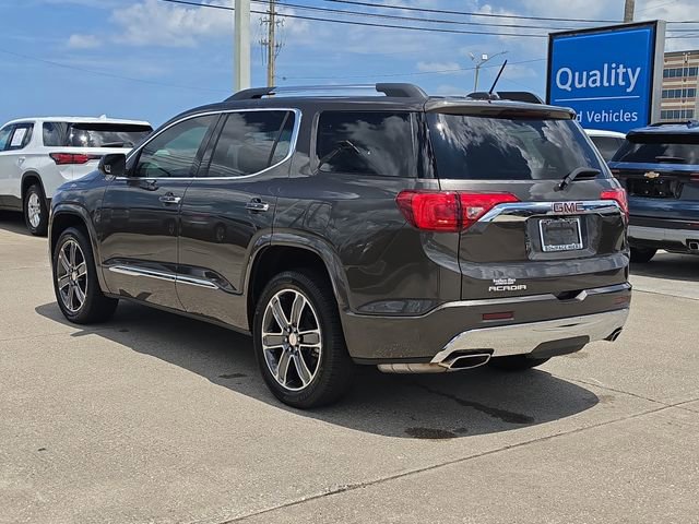 Used 2019 GMC Acadia Denali w/ Technology Package FWD image 3