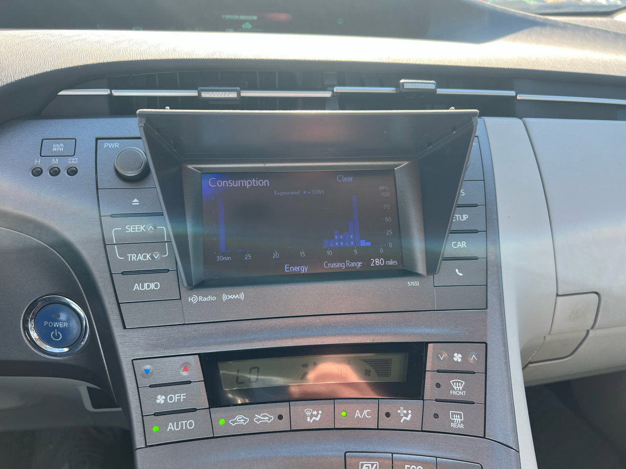 Used 2015 Toyota Prius Five image 34