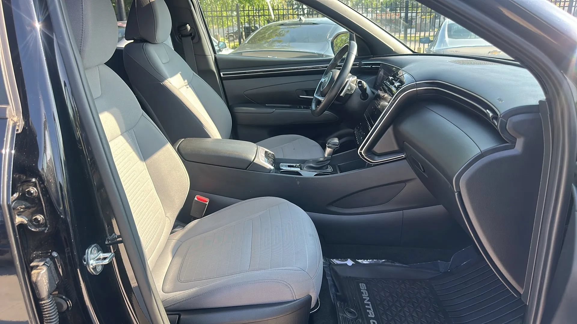 Used 2023 Hyundai Santa Cruz SEL Premium AWD/4WD image 19