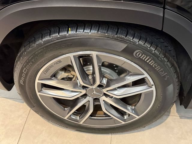 Certified 2023 Mercedes-Benz GLB 35 AMG 4MATIC image 6