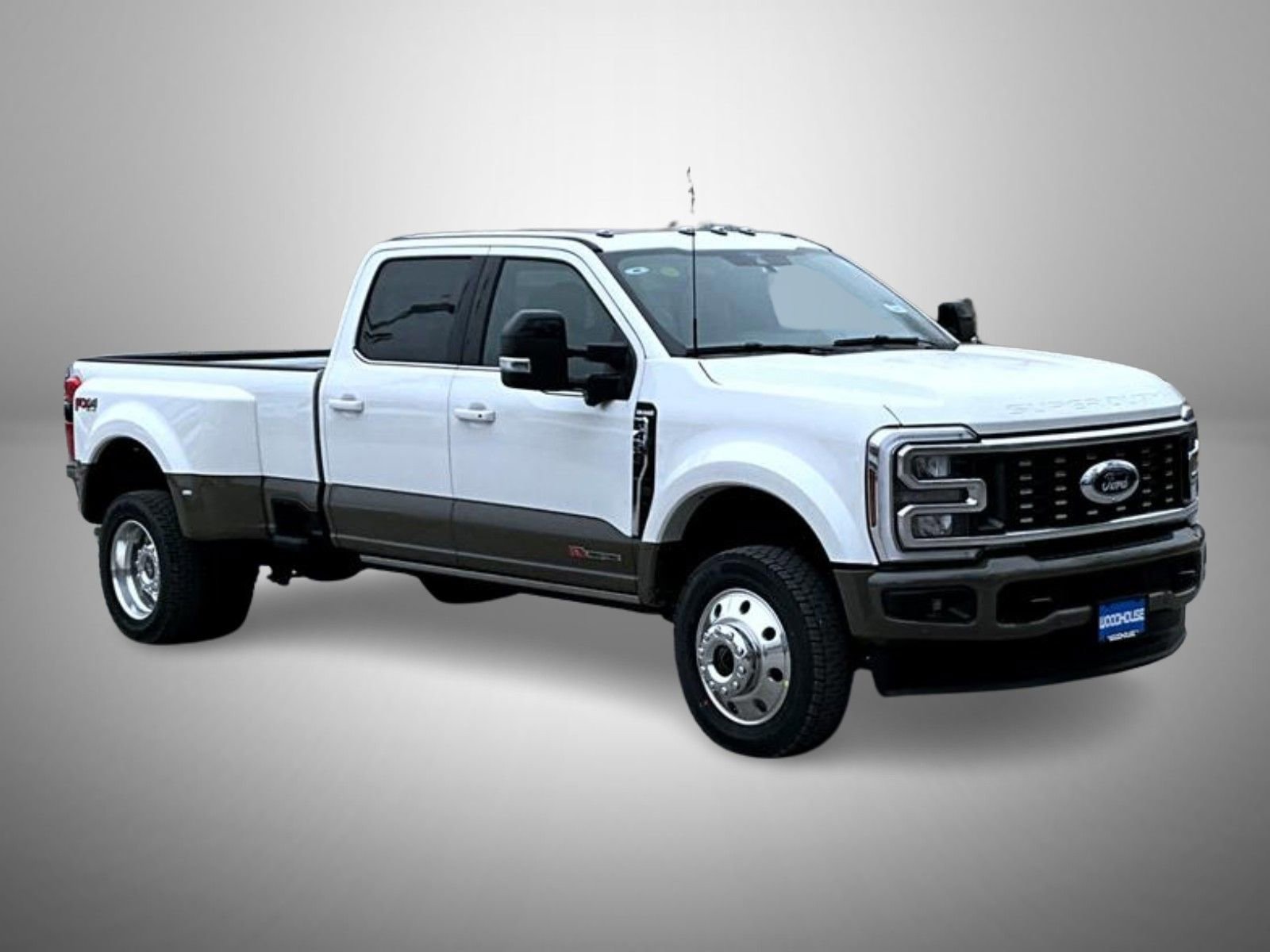 New 2026 Ford F450 King Ranch w/ FX4 Off-Road Package image 3