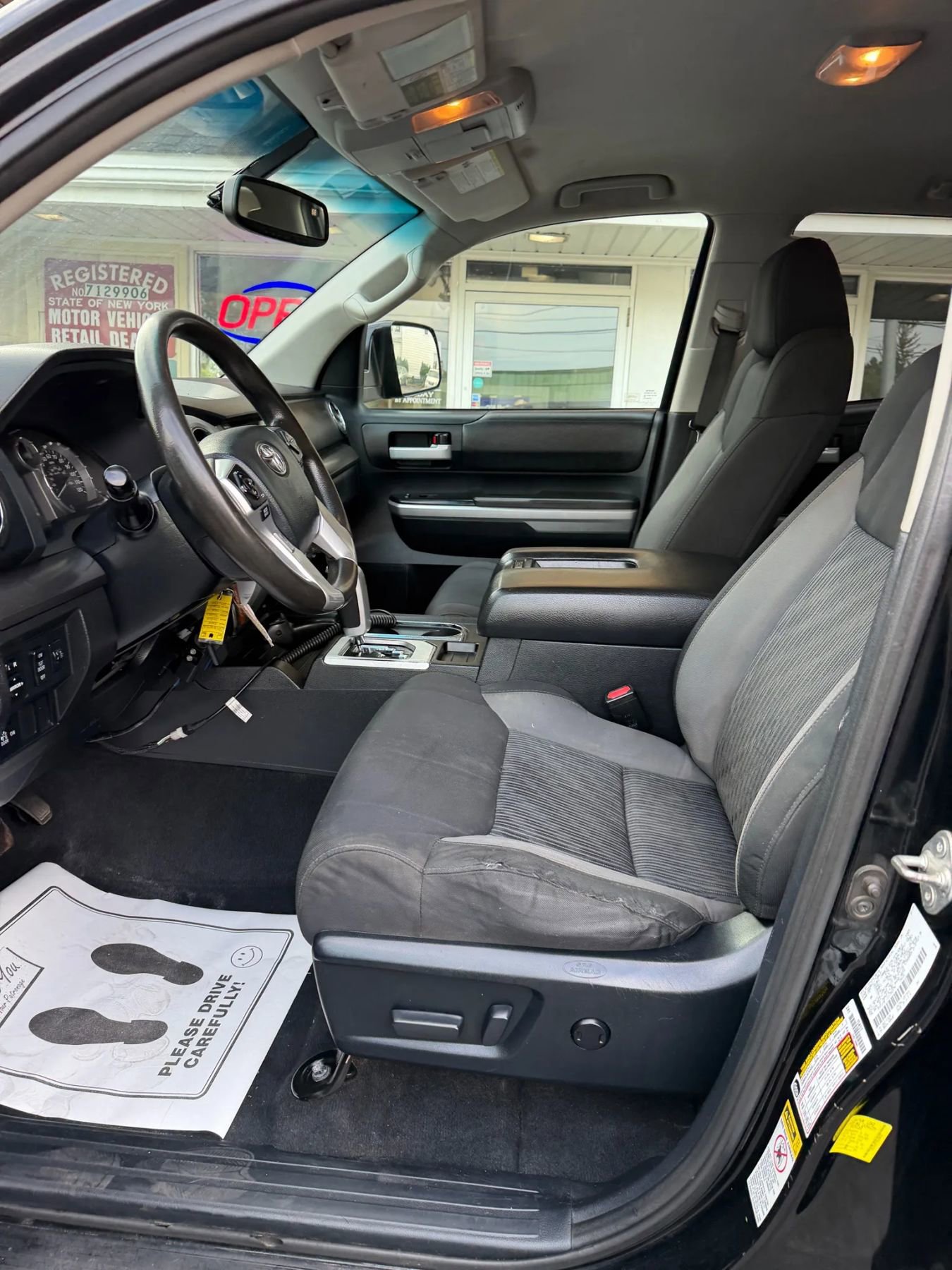 Used 2014 Toyota Tundra SR5 image 15