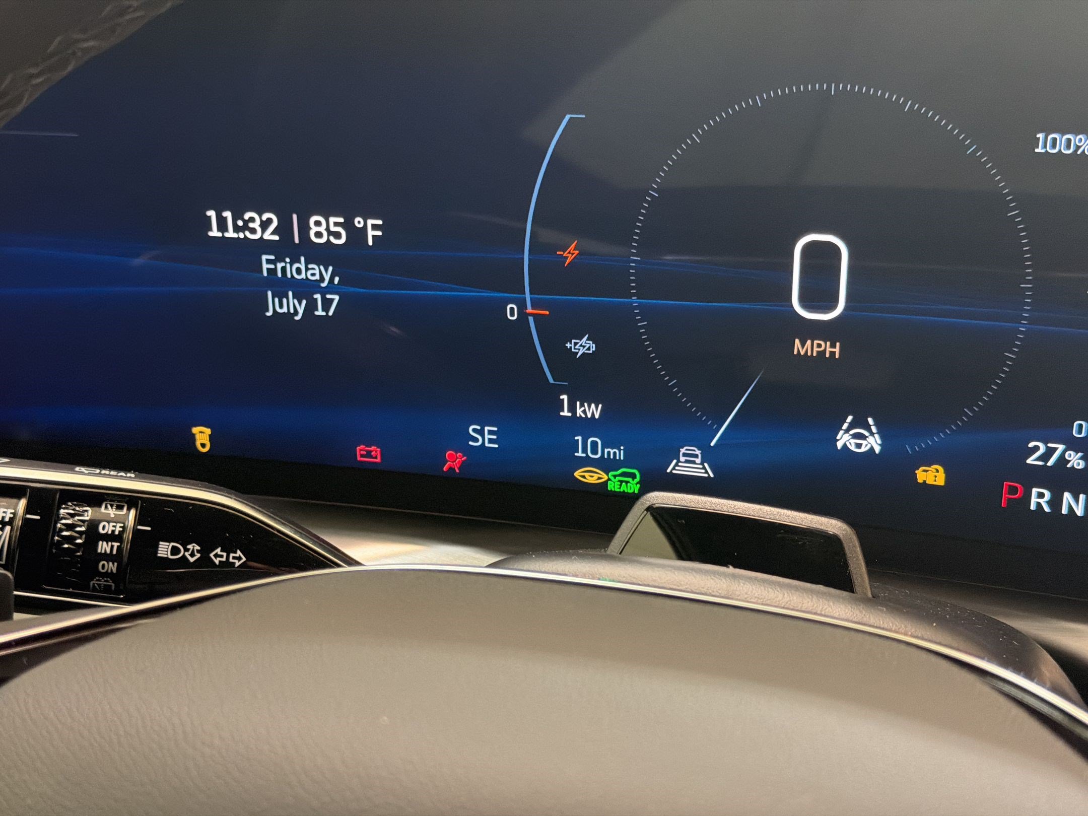 New 2027 Cadillac Vistiq Sport w/ LPO, Floor Liner Package AWD/4WD image 20