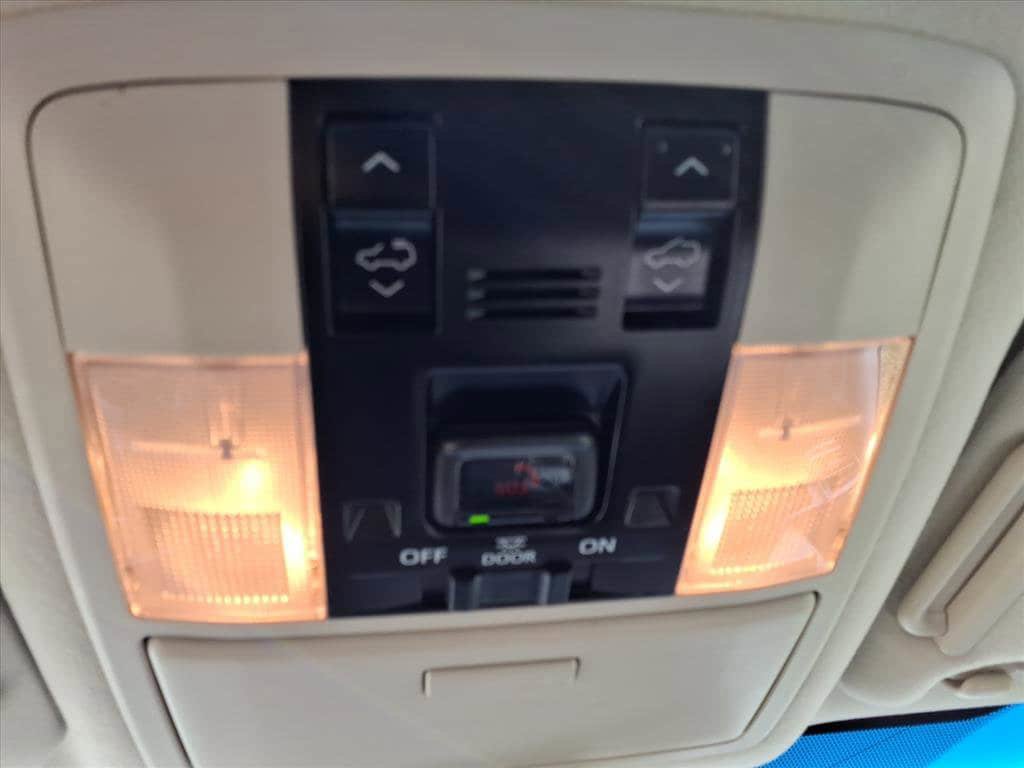 Used 2023 Lexus GX 460 Luxury w/ Sport Design Package AWD/4WD image 26