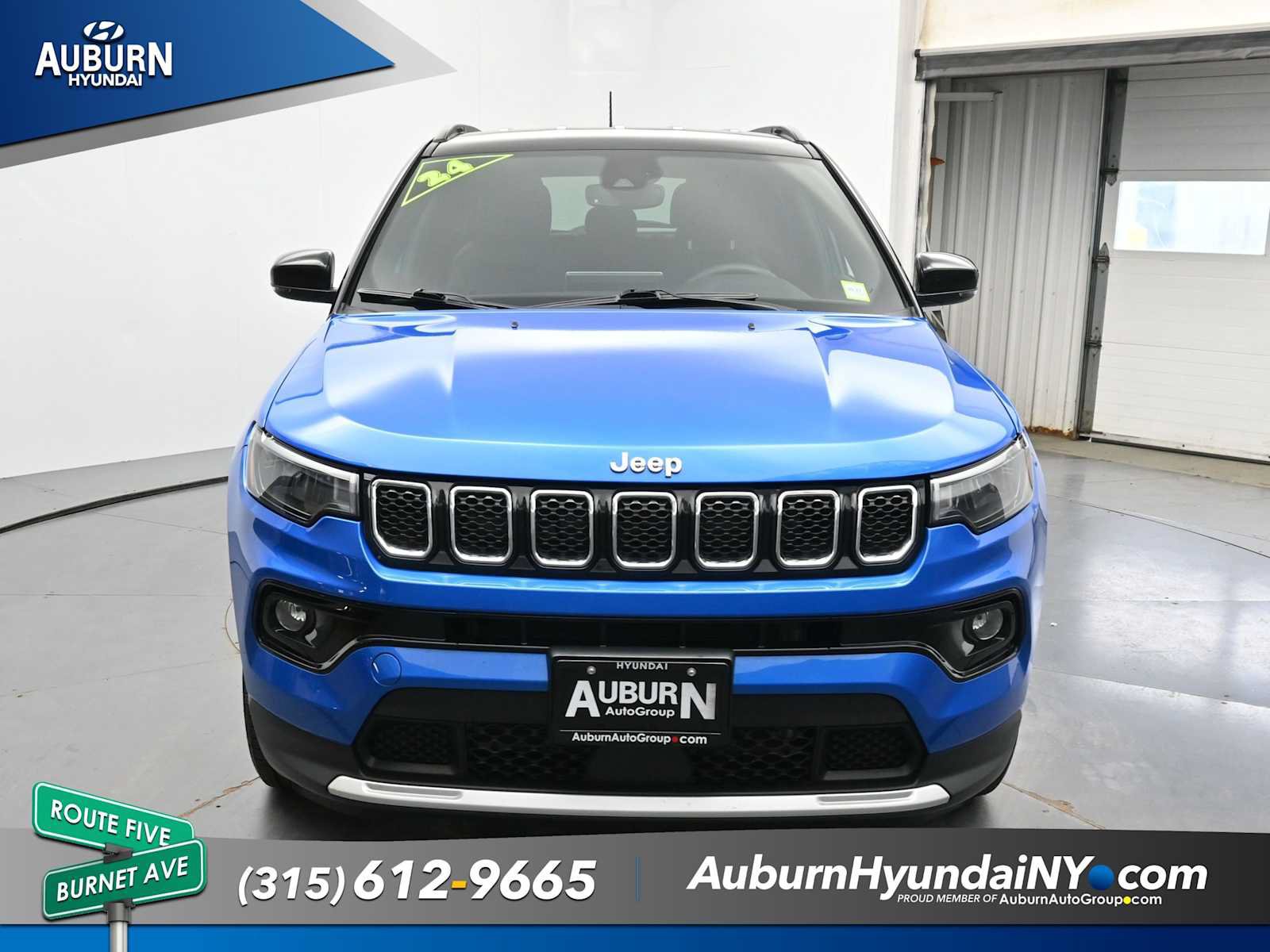 Used 2024 Jeep Compass Limited AWD/4WD image 4