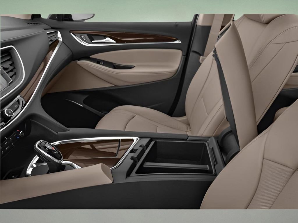 Used 2020 Buick Enclave Essence w/ Sound and Sites Package image 16