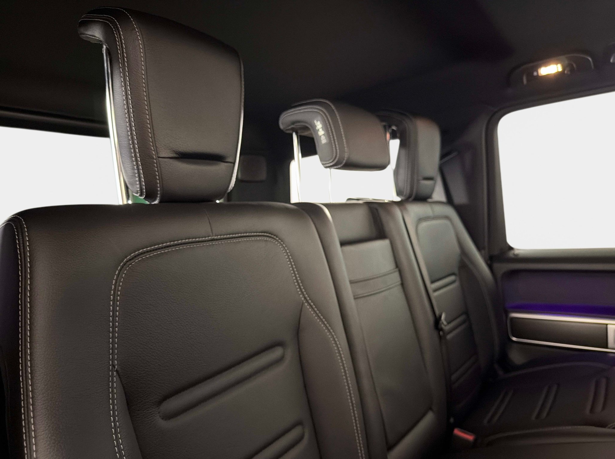 Used 2022 Mercedes-Benz G 550 image 26