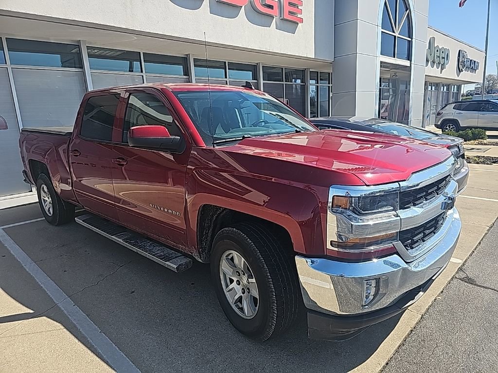 Used 2018 Chevrolet Silverado 1500 LT w/ All Star Edition image 3