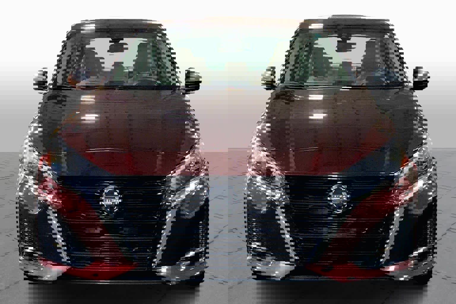 Used 2024 Nissan Altima 2.5 SV image 4