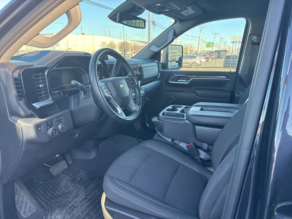Used 2024 Chevrolet Silverado 2500 LT w/ All Star Edition image 9