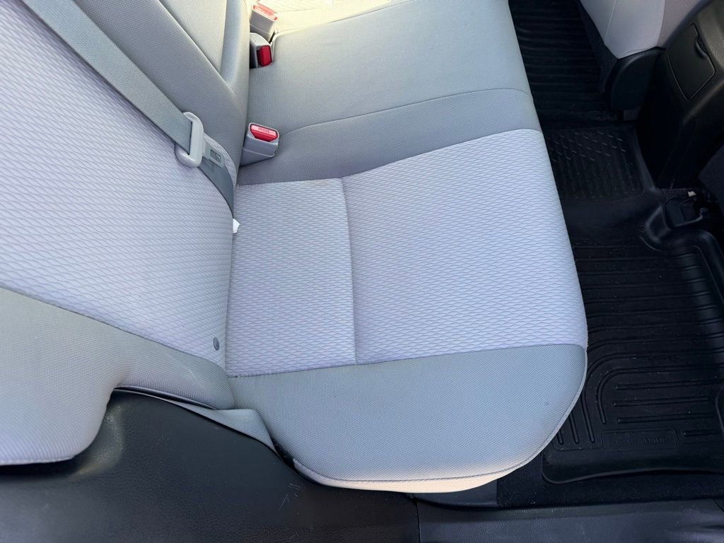 Used 2015 Toyota Corolla LE image 18
