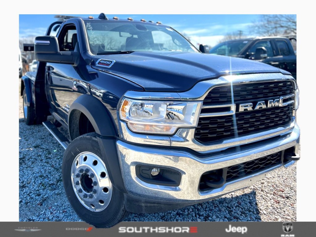 New 2024 RAM 4500 SLT w/ Quick Order Package 2YG SLT image 2