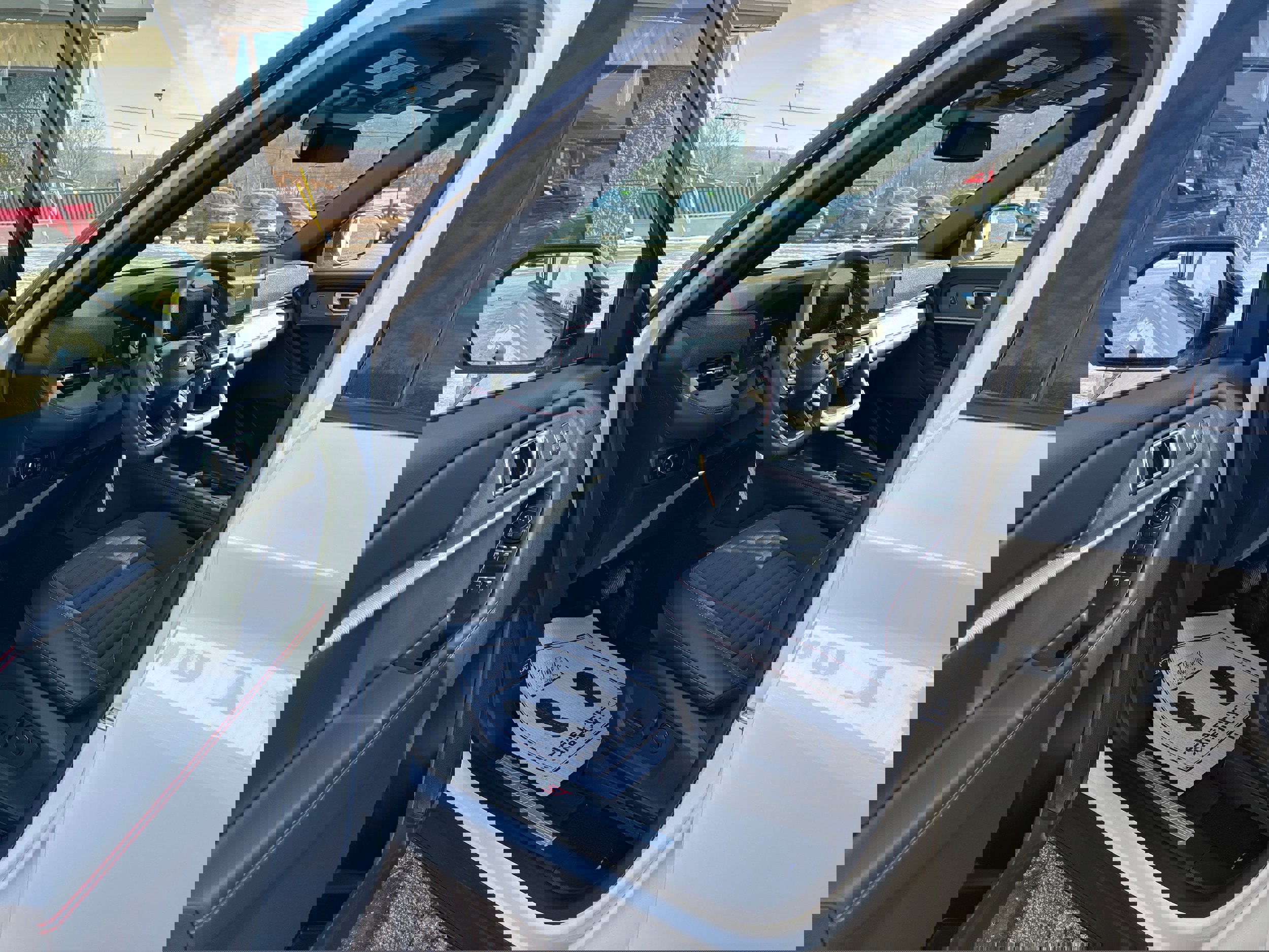 New 2026 Ford Explorer ST-Line w/ ST-Line Street Pack image 11