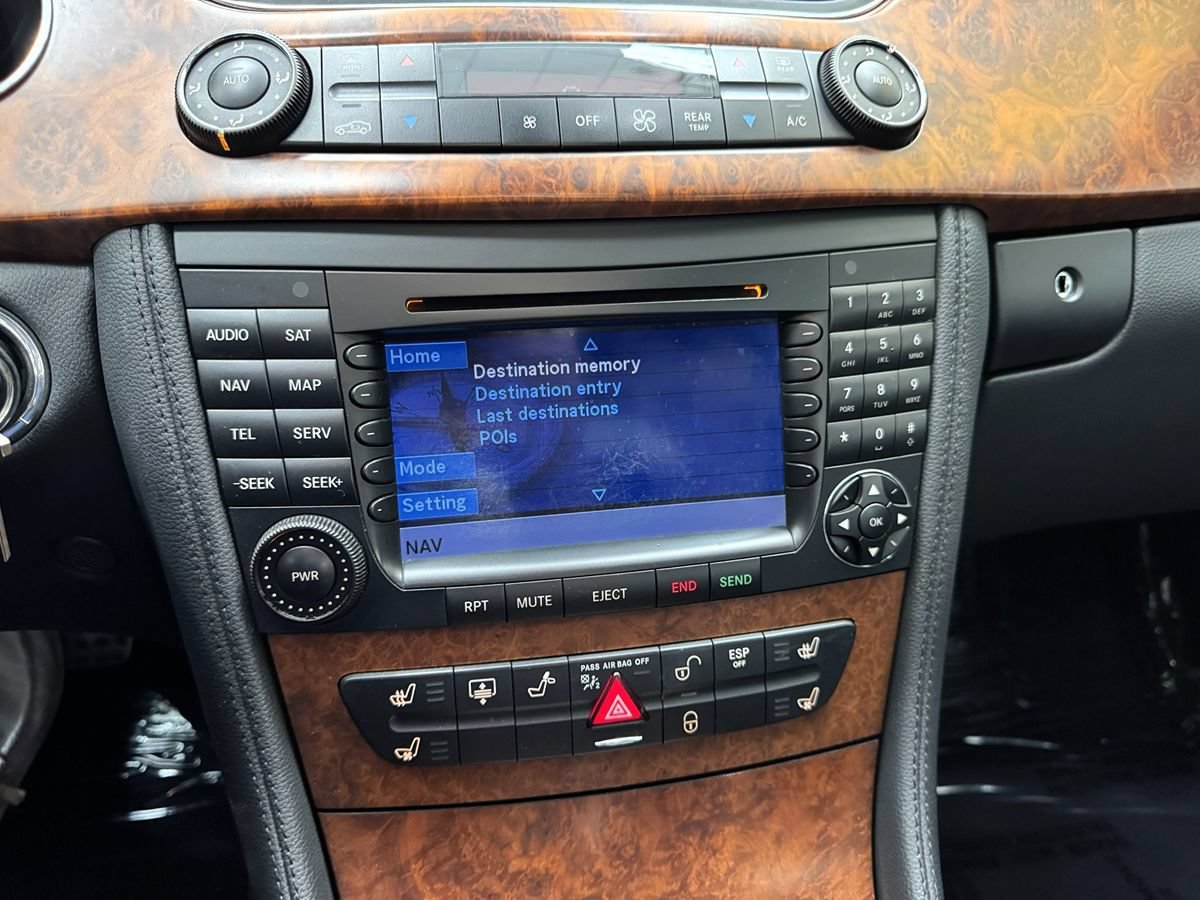 Used 2006 Mercedes-Benz CLS 55 AMG image 28