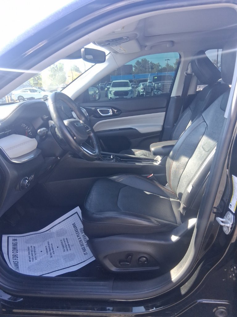 Used 2022 Jeep Compass Limited w/ Sun and Sound Group AWD/4WD image 8